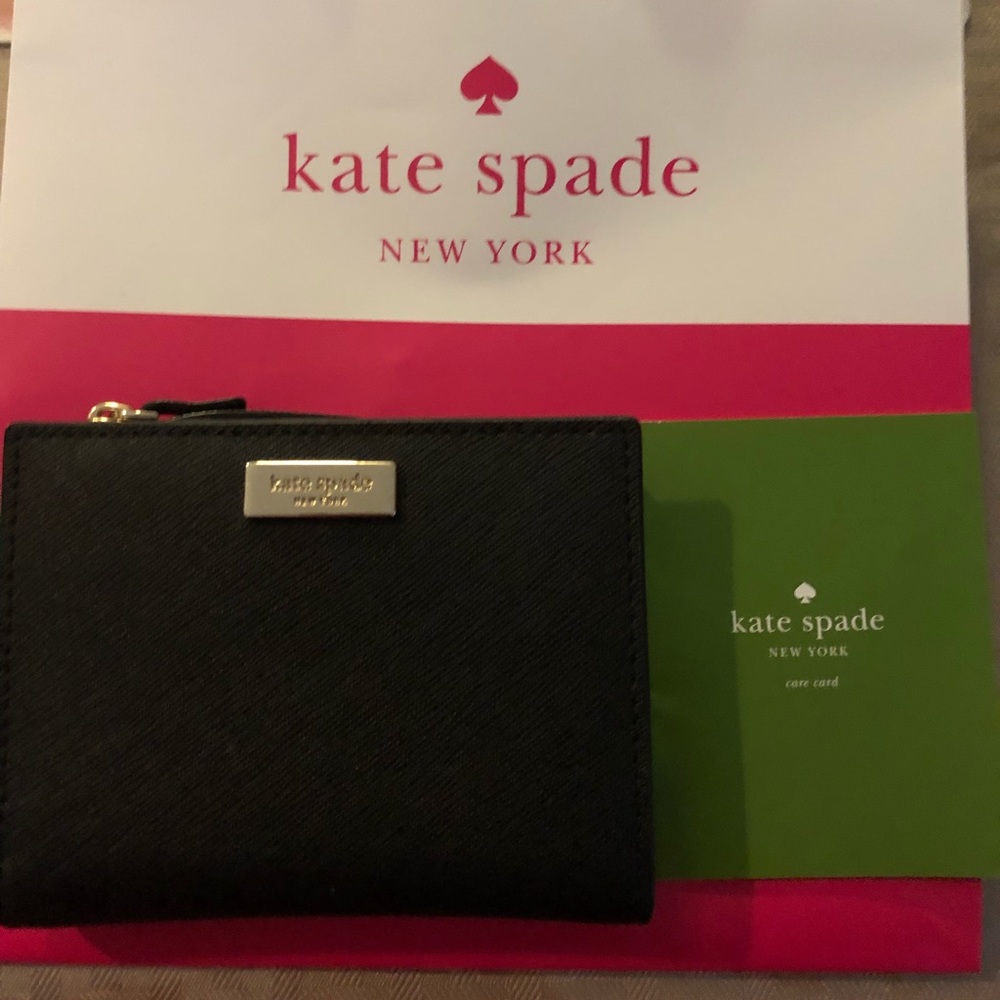 KATE SPADE Small Shawn Wallet in Black